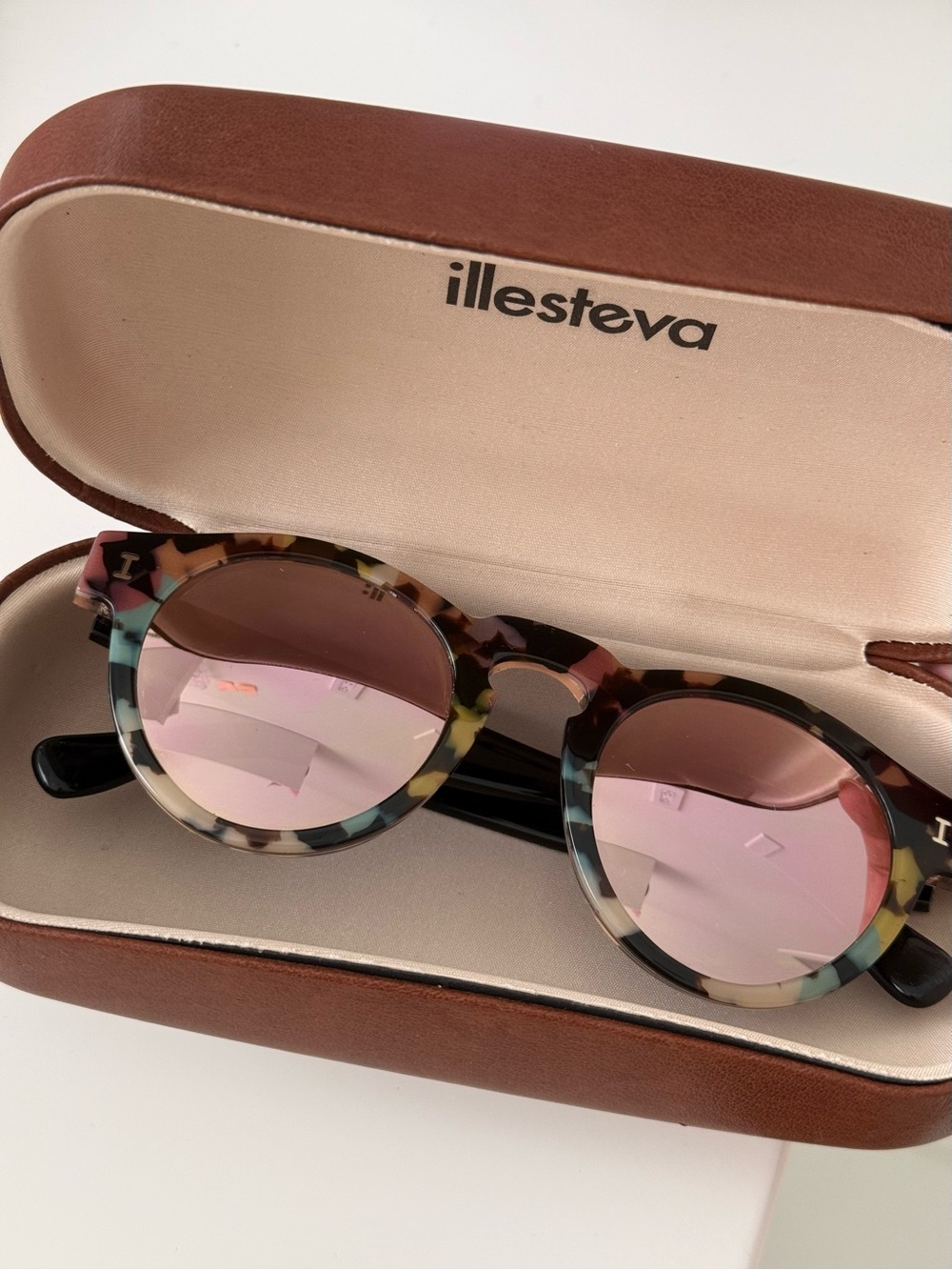 Illesteva Round Multicolor Tortoiseshell Sunglasses